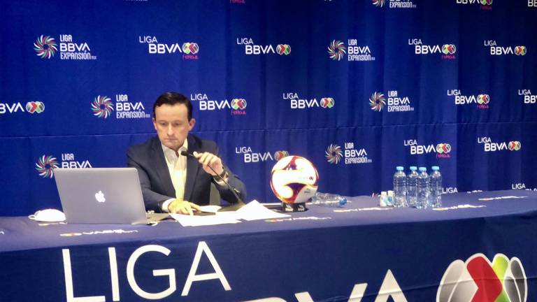 Mikel Arriola dice que la Liga MX impulsará participación de mujeres en torneos internacionales