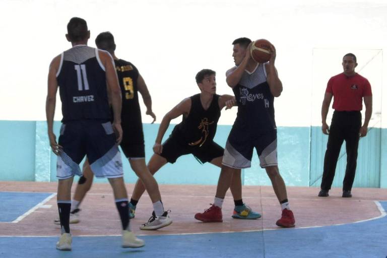Saca el orgullo La Mazatleca en la Copa Mazatlán de Baloncesto