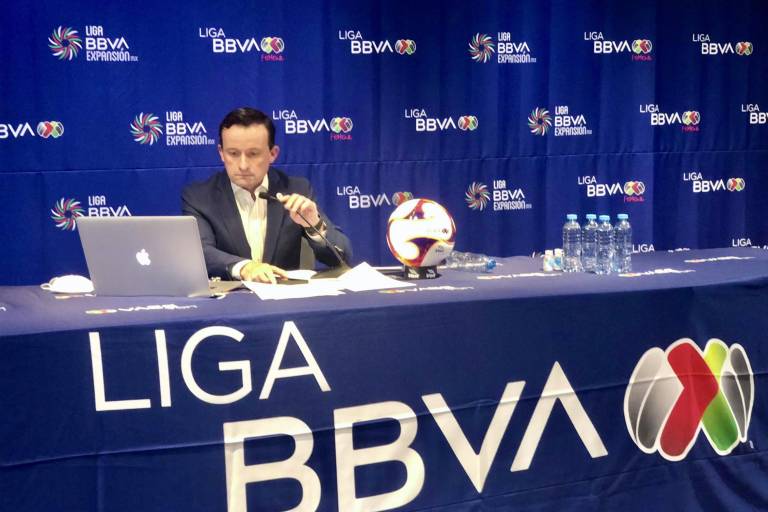 Mikel Arriola dice que la Liga MX impulsará participación de mujeres en torneos internacionales