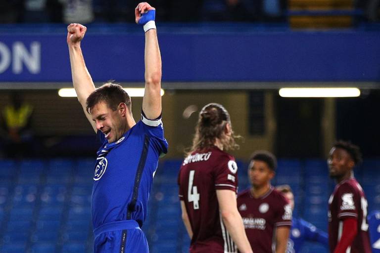 Chelsea tiene revancha ante Leicester y asciende al tercer lugar de la Premier League