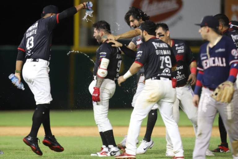 Pega Venados primero en kilométrico juego