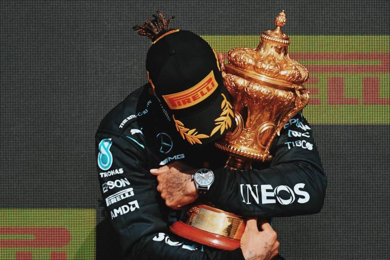 Fórmula 1, FUA y Mercedes condenan los abusos racistas en redes en contra de Lewis Hamilton