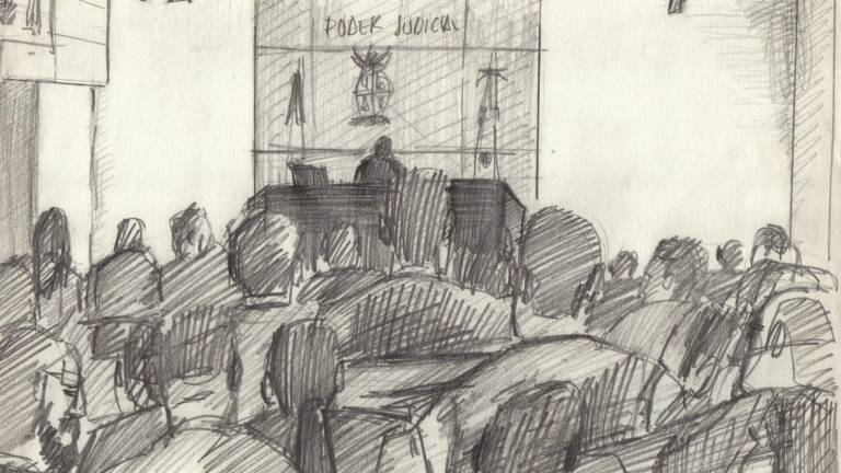 La de ayer de nuevo fue una audiencia pública rápida, que no se alcanzó a iniciar, que duró apenas 45 minutos.