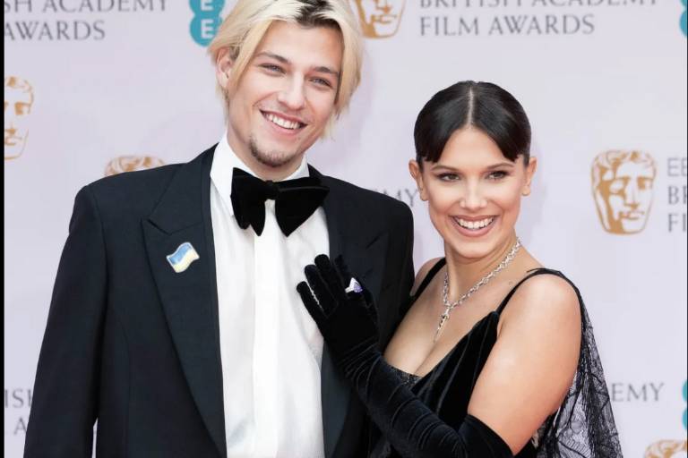 Se casa en secreto Millie Bobby Brown con Jake Bongiovi