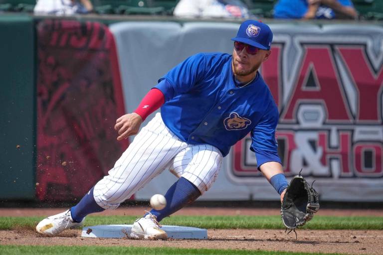 ‘Pony’ Quiroz debuta con Cachorros en Grandes Ligas