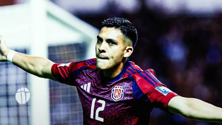Alonso Martínez anotó en par de ocasiones para Costa Rica.