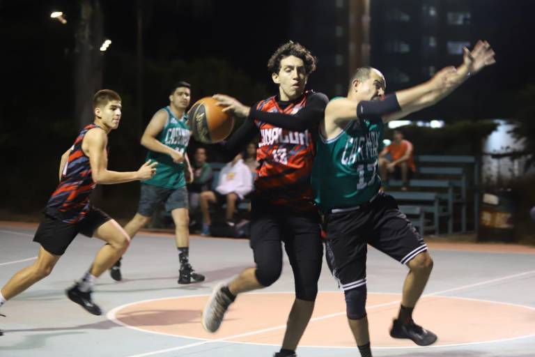 Selección Sub 17 regresa al sendero victorioso en Liga de Baloncesto Libre