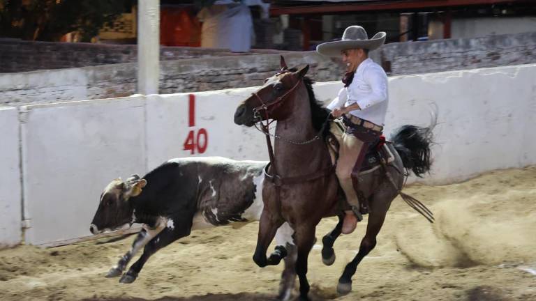 Participaron equipos como el Rancho El Alazán, Equipo Charro El Quelite “Bernardo Osuna” y el Rancho San José de Culiacán.