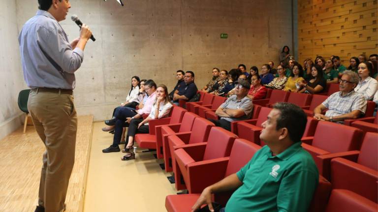 Conferencia Liderazgo y responsabilidad social: El parque como espacio de transformación en Culiacán, a cargo de Luis Romahn.