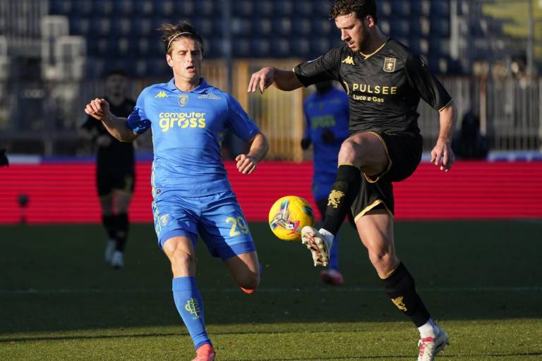 El Genoa de Johan Vásquez toma oxígeno en la Serie A