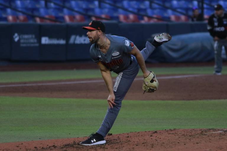 Triunfo y serie para Naranjeros en Monterrey