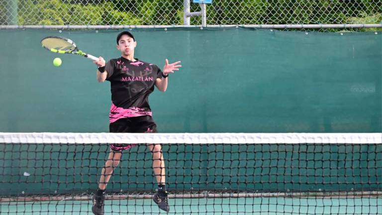 Mazatlán lleva buen paso en el estatal de tenis.