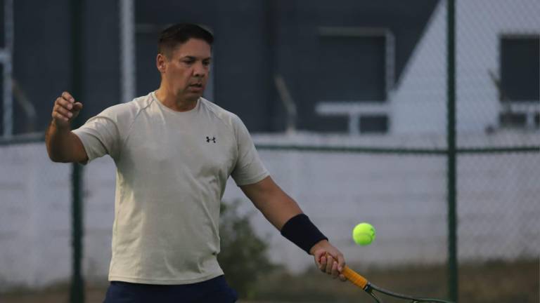 Jesús Acosta venció 8-3 a Arturo Saucedo.