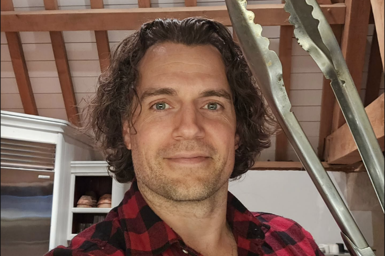 Sufre Henry Cavill un accidente durante el entrenamiento de ‘Highlander’