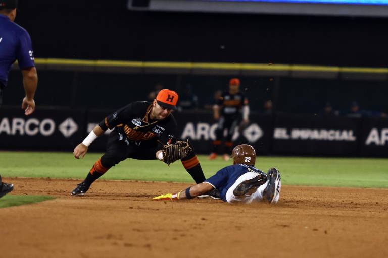 Naranjeros a base de poder se queda con la serie ante Tucson