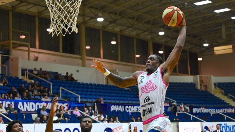 Ni estrenando coach gana Venados Basketball.