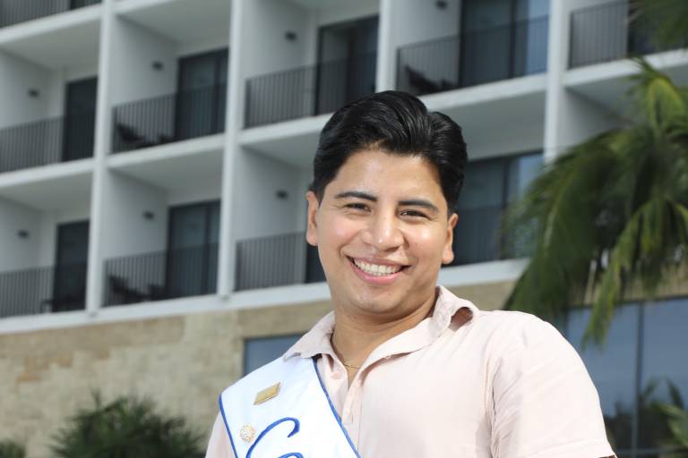 Romeo Martínez: Su misión es mostrar los atractivos de Mazatlán