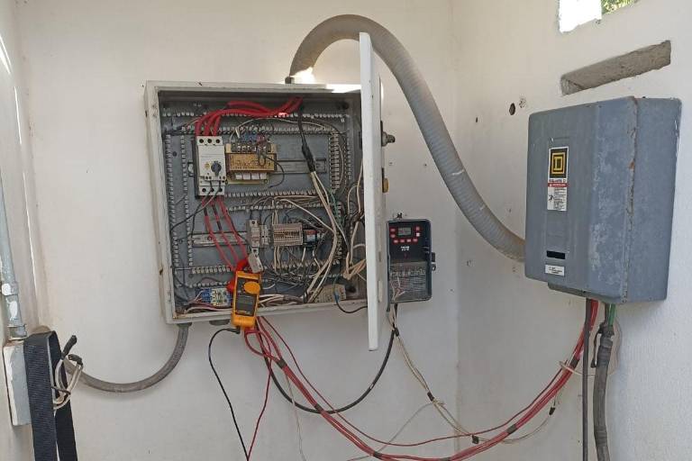 Fallos en suministro eléctrico afectan servicio de agua potable en Barrón y algunos sectores de Villa Unión