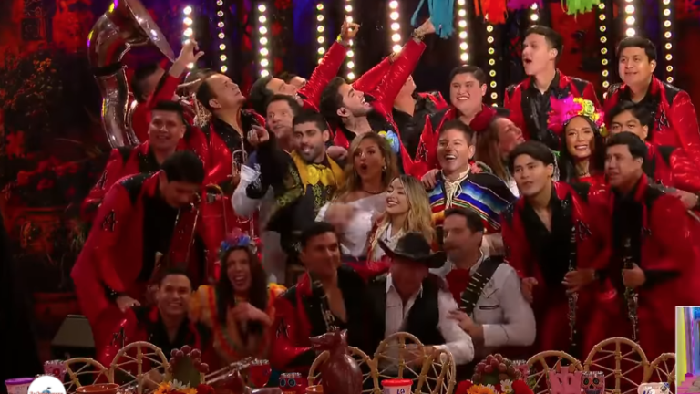 La Arrolladora Banda El Limón se presenta en La Casa de los Famosos México.