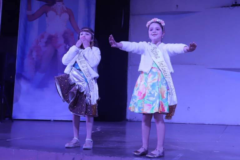 Alegría y fantasía en el Baile Infantil del Carnaval