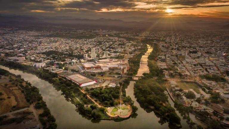 Amanece en los 3 ríos en Culiacán