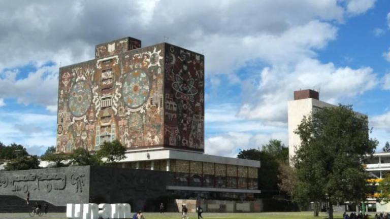 La Universidad Nacional Autónoma de México (UNAM) lamentó que se concediera una suspensión definitiva a Yasmín Esquivel Mossa.