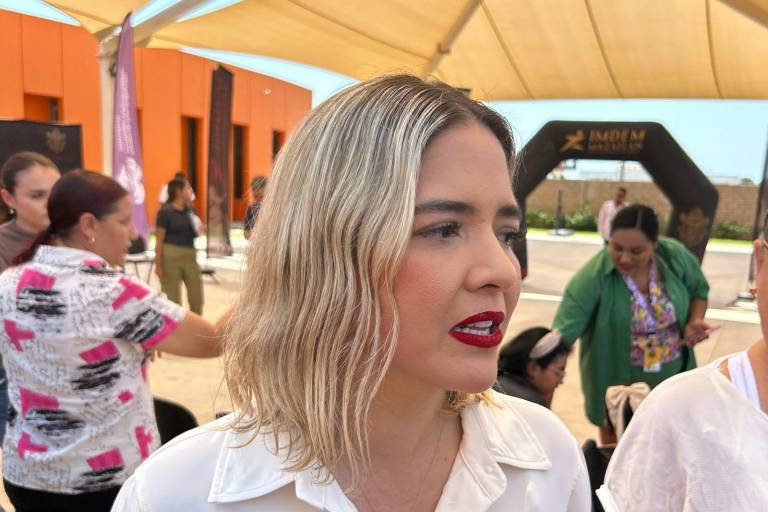 Expresa Estrella Palacios respaldo a familiares de las cuatro mujeres desaparecidas en Mazatlán