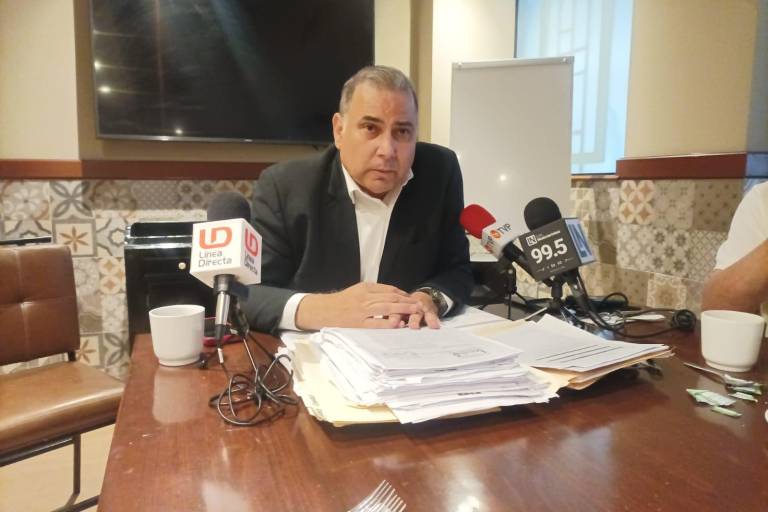 Hay cártel inmobiliario en el Ayuntamiento, acusa ex director de Vivienda