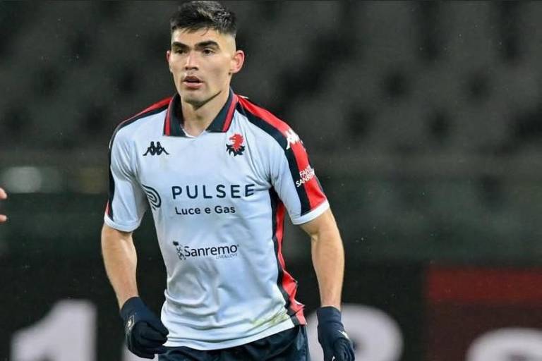 Johan Vásquez y Génova rescatan empate en casa del Cagliari