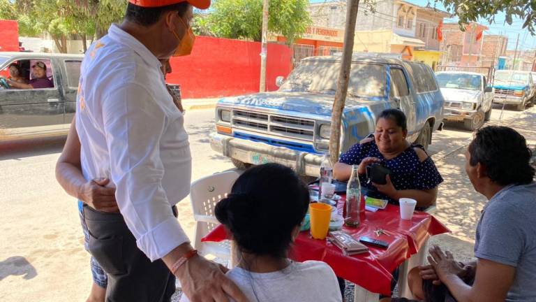 Reanuda Hugo Enrique Moreno su campaña en Escuinapa
