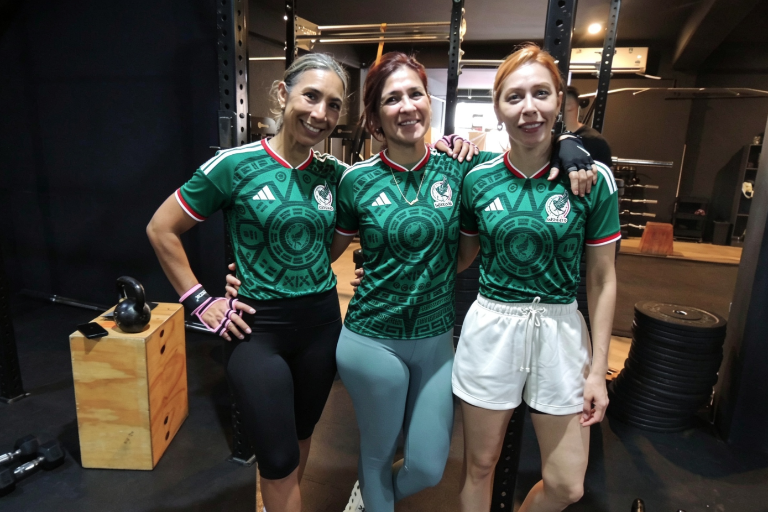 Festejan sinaloenses segundo triunfo de México en la Copa Mundial 2026