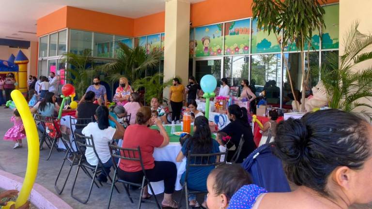 Ángeles Nocturnos organiza festejo por el Día de la Niñez en Hospital Pediátrico de Sinaloa
