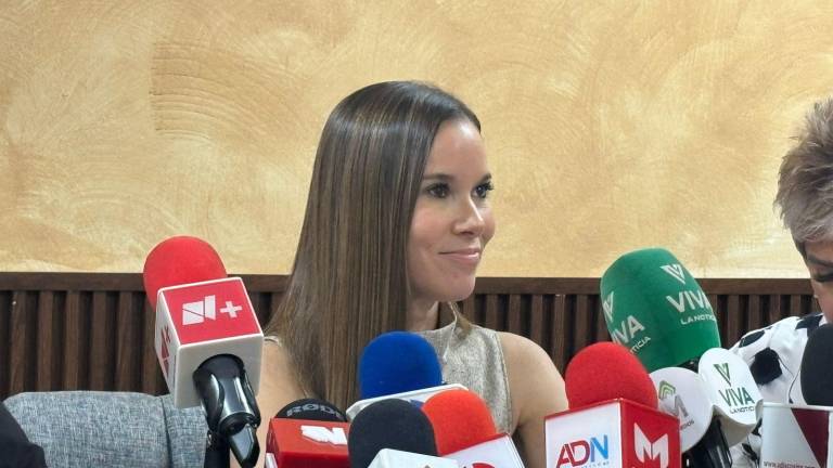 Mireya Sosa Osuna, Secretaria de Turismo en Sinaloa, anunció que el programa “Enamórate de Sinaloa” continuará con recorridos por carnavales municipales.
