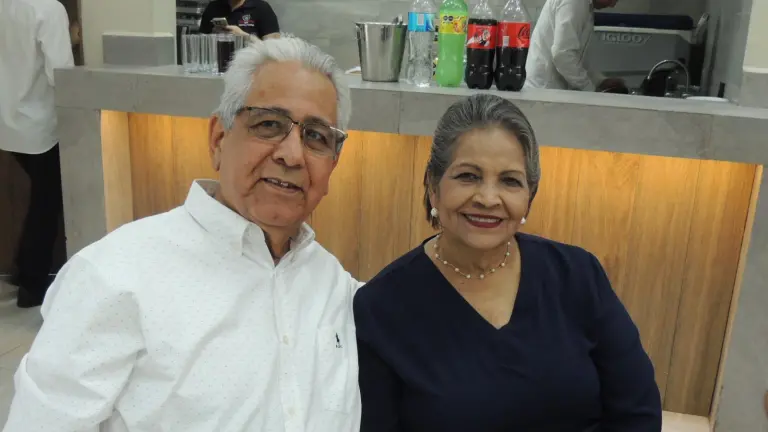 Disfrutan mamás rotarianas de su tradicional Día de las Madres