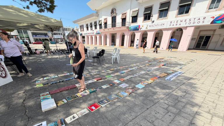 El Instituto Politécnico Nacional pone en marcha la campaña Librotón para recolectar libros que se distribuirán en bibliotecas de Escuinapa.