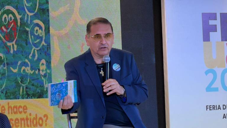 Óscar García Osuna presentó su libro “¿Te hace sentido? Reflexiones para acompañar el alma en tiempos incierto”.