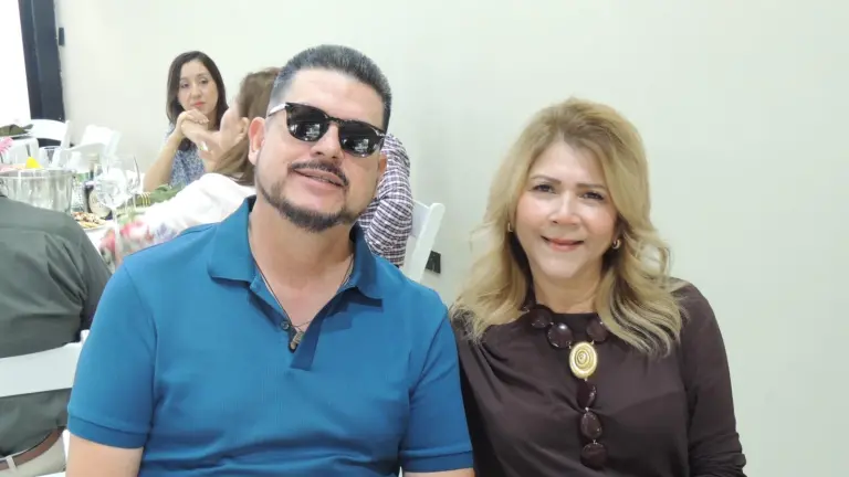 Disfrutan mamás rotarianas de su tradicional Día de las Madres