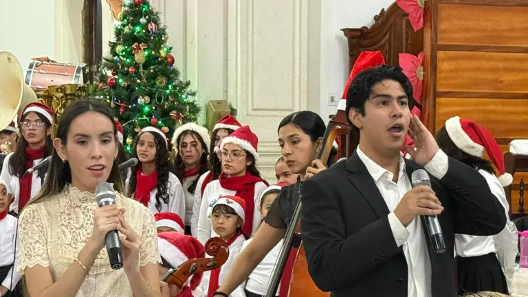 La Orquesta “Raíces de Plata” y el Coro “Lola Beltrán” llenaron de música el Santuario.