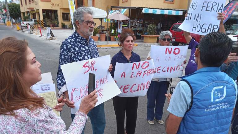 Un grupo de vecinos se manifestaron para que no instalen la Feria del Carnaval en el estacionamiento del Acuario.