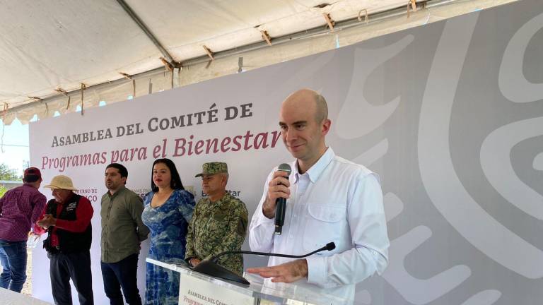 Carlos Torres Rosas estuvo en Navolato inaugurando una nueva sucursal de la dependencia financiera.