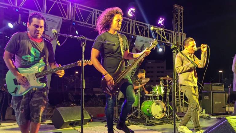 El concierto estuvo amenizado por las bandas Alterego y Piedras Muertas, de Mazatlán, y La Maldición de San Judas, de Culiacán y Xylvia.