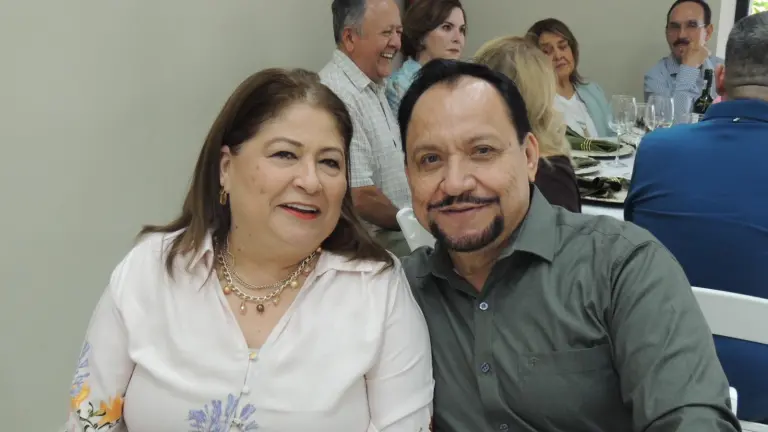 Disfrutan mamás rotarianas de su tradicional Día de las Madres