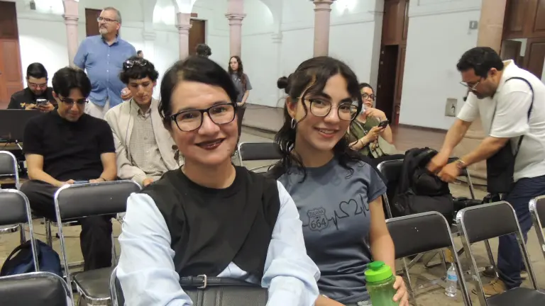 Participan en el primer Seminario de Economía Cultural y Creativa