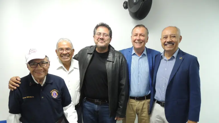 Realiza Ejecutivos de Ventas y Mercadotecnia su última sesión del año, con motivante charla con Gnozin Navarro