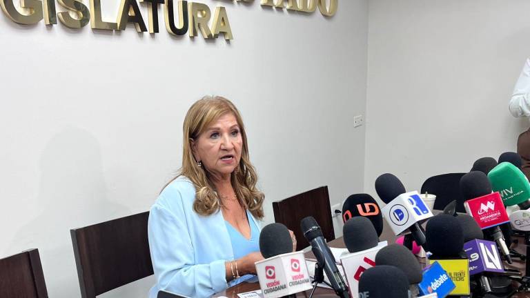 Tere Guerra Ochoa informó que el viernes solicitará licencia como Diputada local.