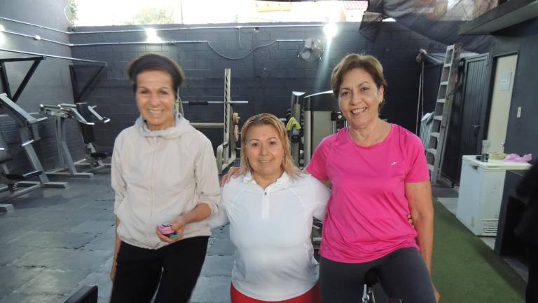 Disfrutan de un activo 14 de febrero en Ludus Magnus