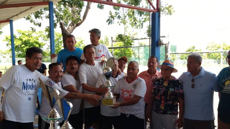 Levanta Muralla-Mazatlán título en Torneo ‘100 años de Futbol en Sinaloa’