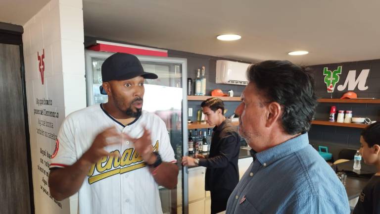 Chris Roberson llega a Mazatlán para asumir el timón de Venados.