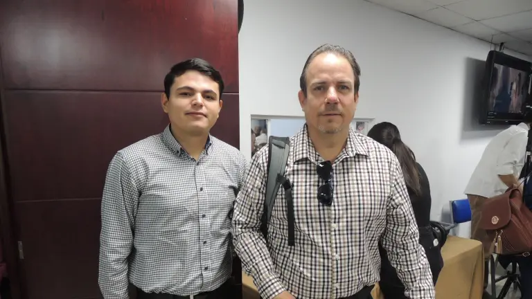 Realiza Ejecutivos de Ventas y Mercadotecnia su última sesión del año, con motivante charla con Gnozin Navarro