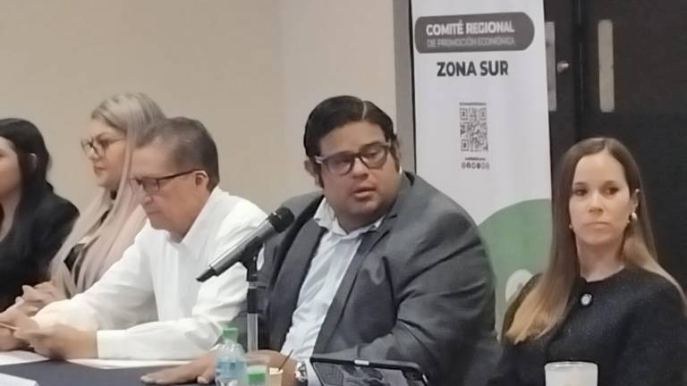 Sosa Osuna participó en el evento Diálogos, convocado este miércoles por el Consejo para el Desarrollo Económico de Sinaloa en la zona sur del estado.